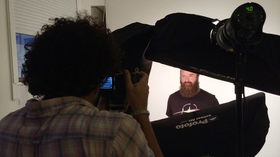 Peter Hurley photographing Hank Olsen